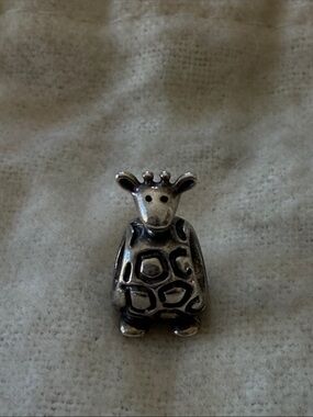 Pandora Silver Giraffe Charm Bead 790274